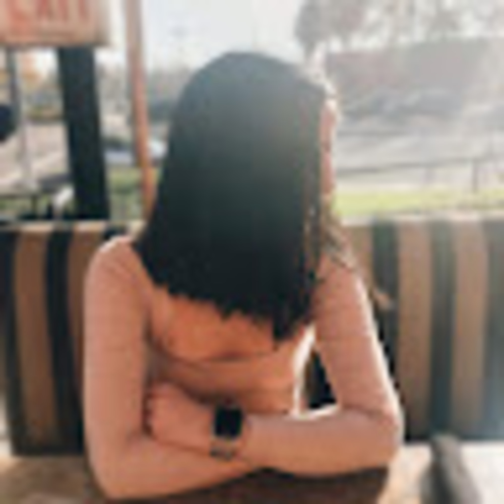 Meet your Posher, Monica